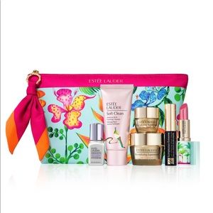 ESTEE LAUDER 7p Revitalizing Supreme Perfectionist Pro Lipstick Mascara $155